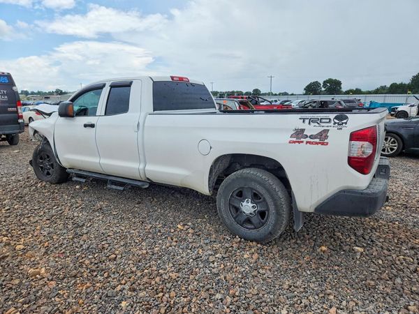 2018 TOYOTA TUNDRA SR/SR5