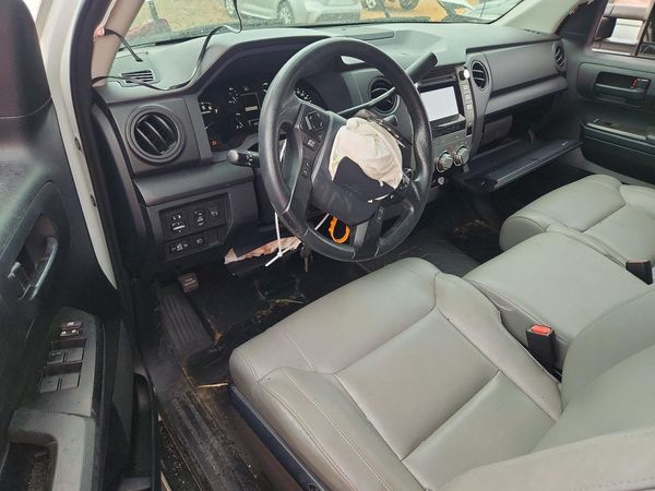 2018 TOYOTA TUNDRA SR/SR5