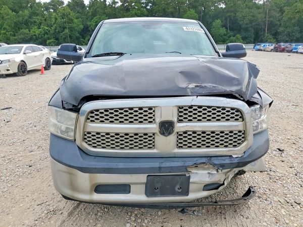 2014 RAM 1500 ST QUAD CAB 4X2
