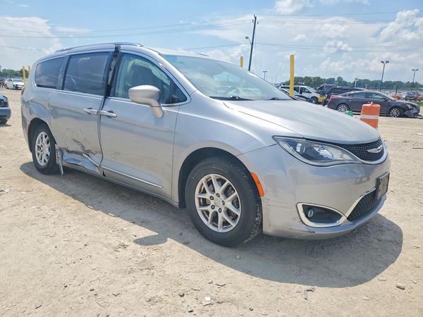 2020 CHRYSLER PACIFICA