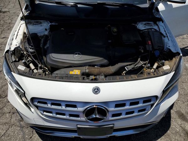 2019 MERCEDES-BENZ GLA GLA250