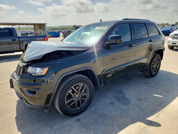 2016 JEEP GRAND CHEROKEE LAREDO 4X2