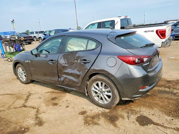 2018 MAZDA 3 Sport