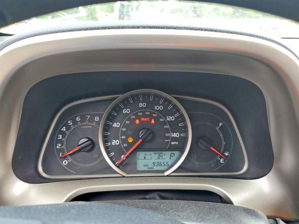 2015 TOYOTA RAV4 XLE (M Grade)