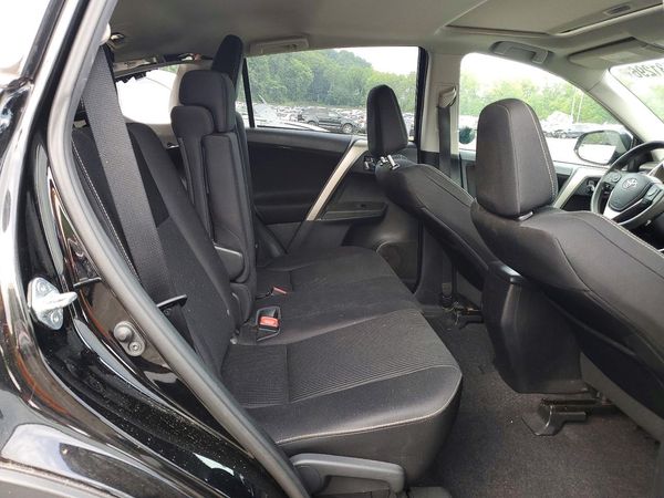 2015 TOYOTA RAV4 XLE (M Grade)