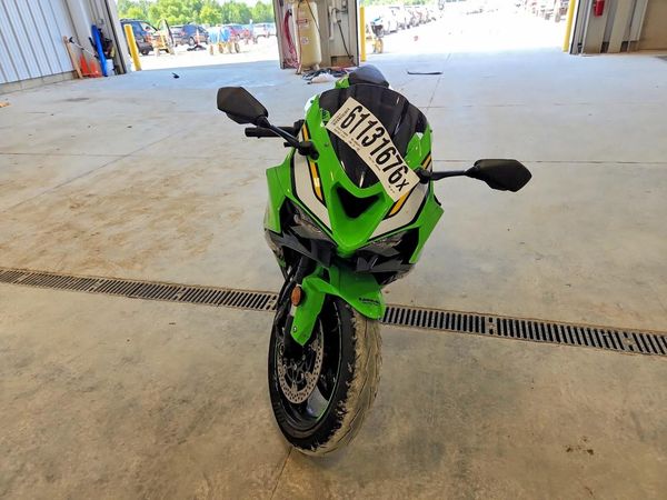 2025 KAWASAKI ZX636