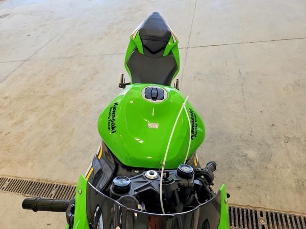 2025 KAWASAKI ZX636