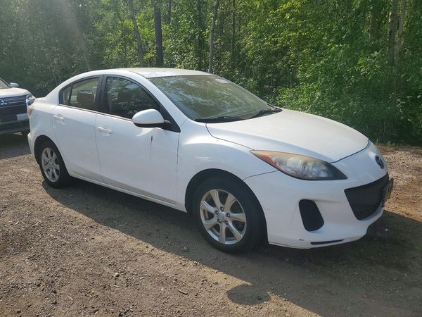 2013 MAZDA 3 Sport/GX