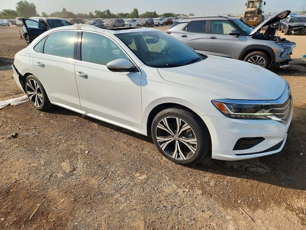 2021 VOLKSWAGEN PASSAT SE