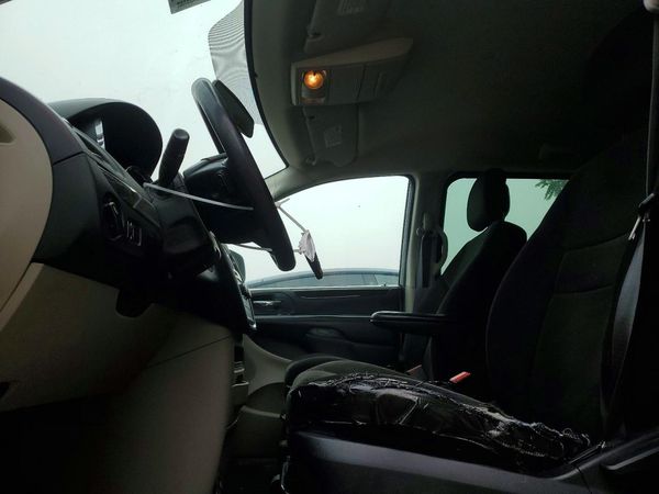 2015 DODGE CARA GRAND SE