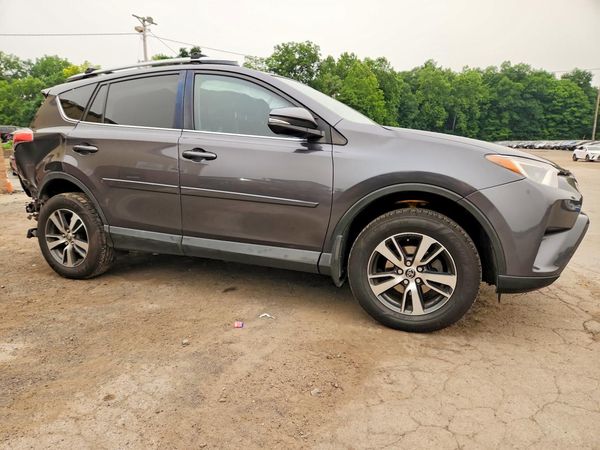 2016 TOYOTA RAV4 XLE (M Grade)