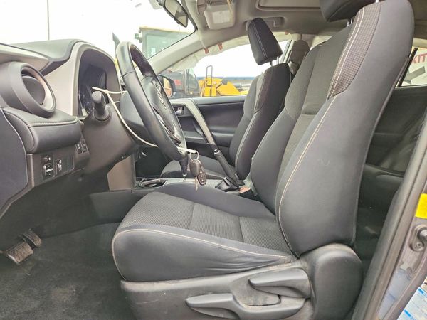 2016 TOYOTA RAV4 XLE (M Grade)