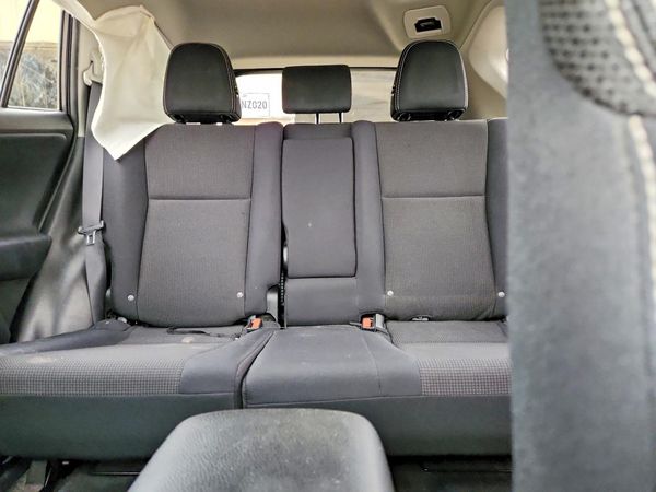 2016 TOYOTA RAV4 XLE (M Grade)