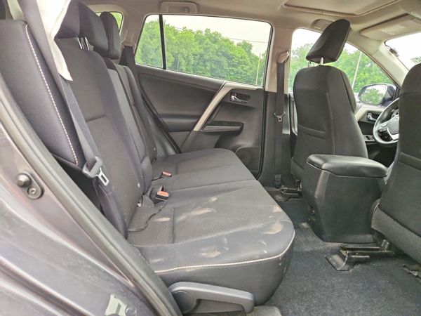 2016 TOYOTA RAV4 XLE (M Grade)