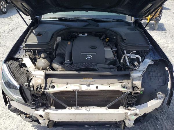2017 MERCEDES-BENZ GLC GLC300