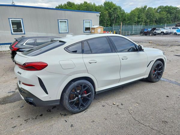 2021 BMW X6
