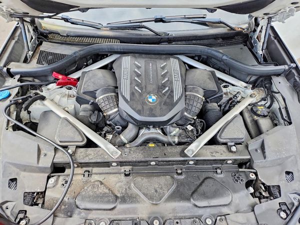2021 BMW X6