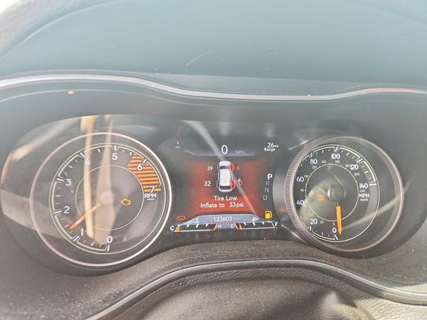 2019 JEEP CHEROKEE LIMITED FWD