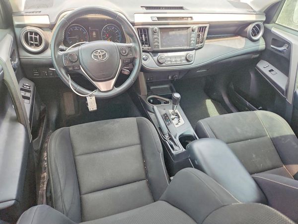 2017 TOYOTA RAV4 XLE