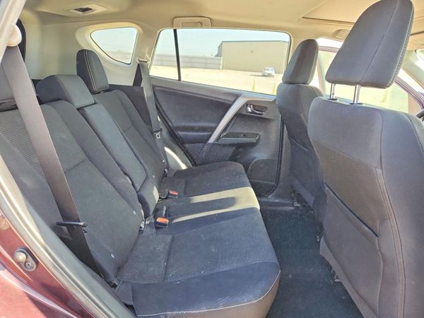 2017 TOYOTA RAV4 XLE
