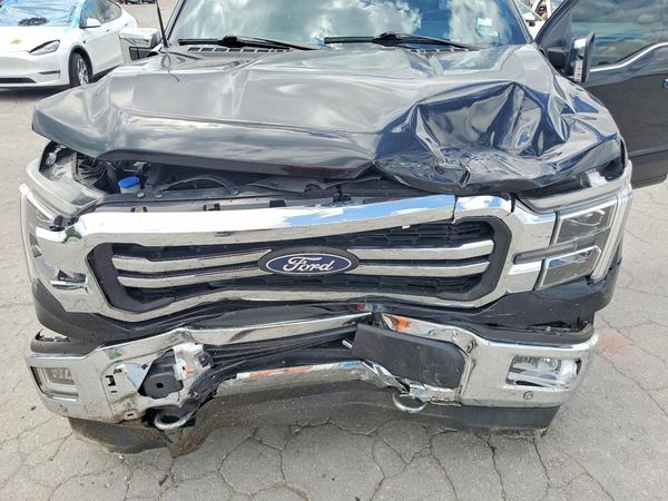2024 FORD F150