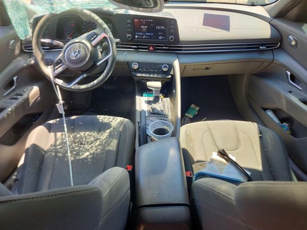2023 HYUNDAI ELANTRA