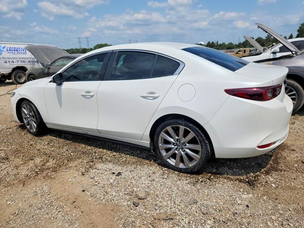 2022 MAZDA 3 Select Package