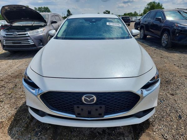 2022 MAZDA 3 Select Package