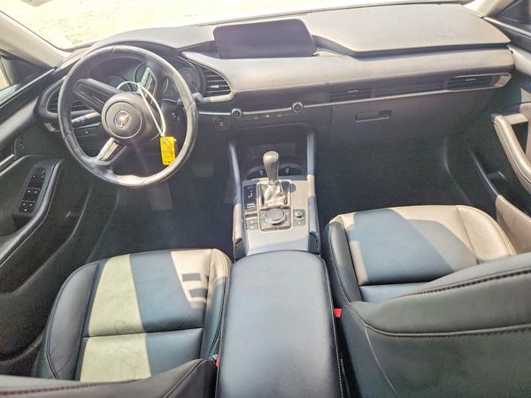 2022 MAZDA 3 Select Package