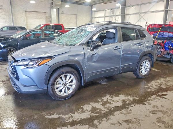 2024 TOYOTA COROLLA CROSS