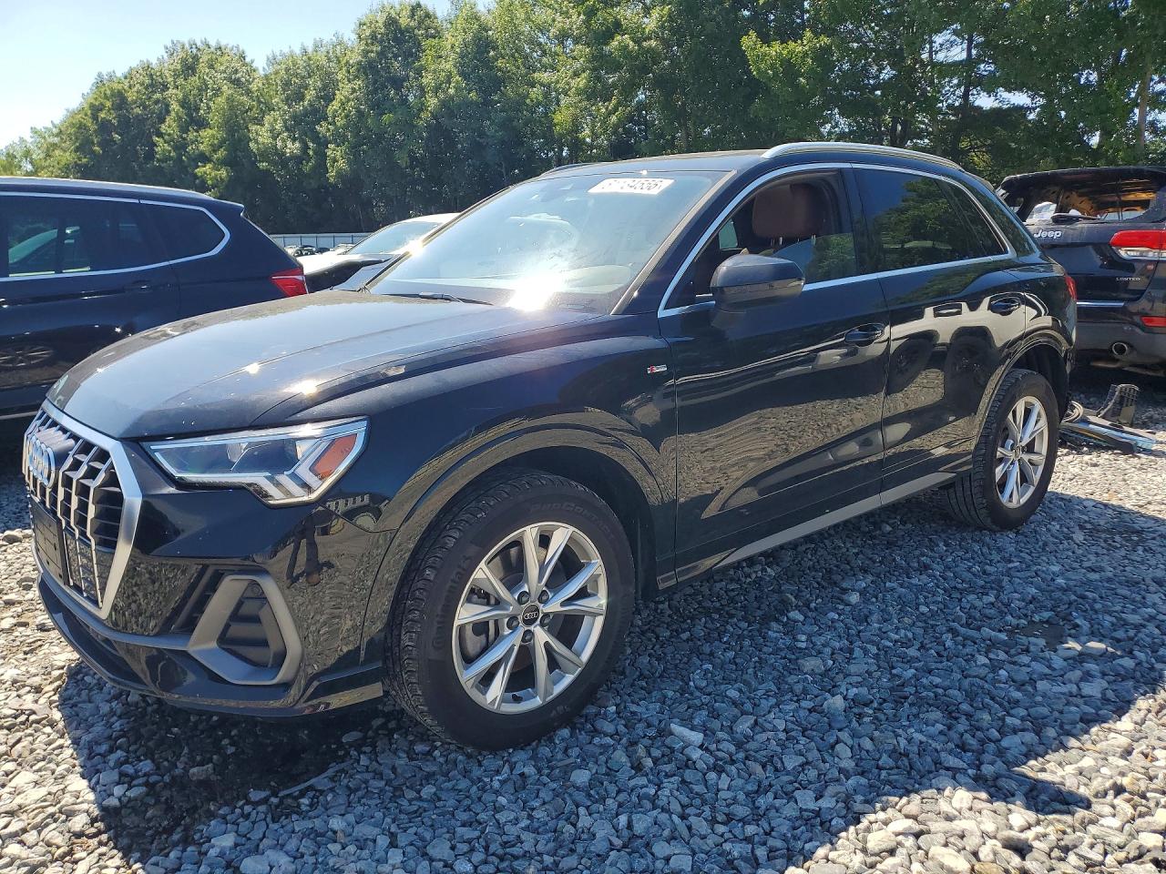2023 AUDI Q3 S Line quattro Premium