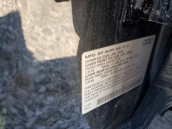 2023 AUDI Q3 S Line quattro Premium