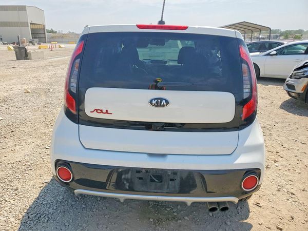 2018 KIA SOUL