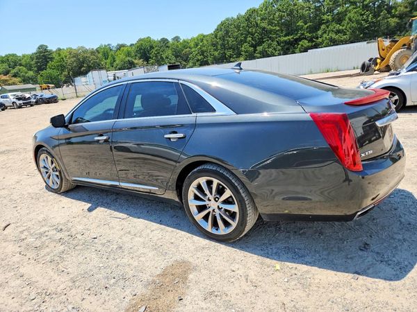 2014 CADILLAC XTS Luxury