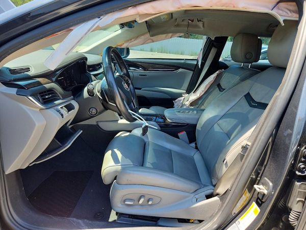 2014 CADILLAC XTS Luxury