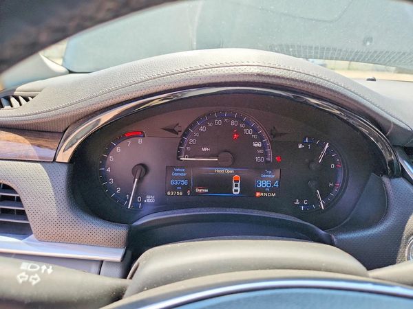 2014 CADILLAC XTS Luxury