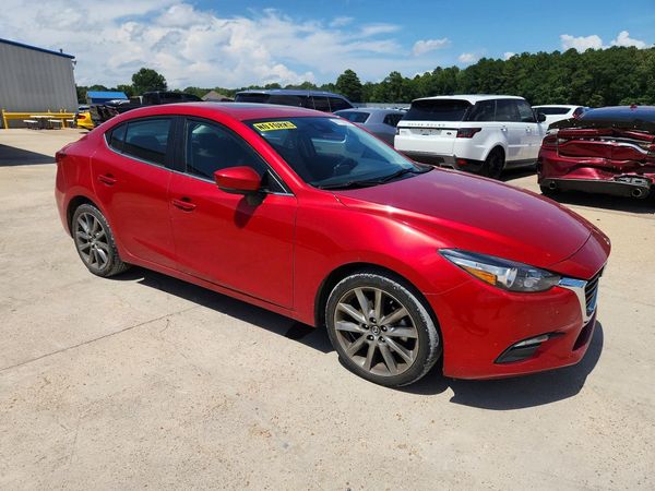 2018 MAZDA 3 Touring