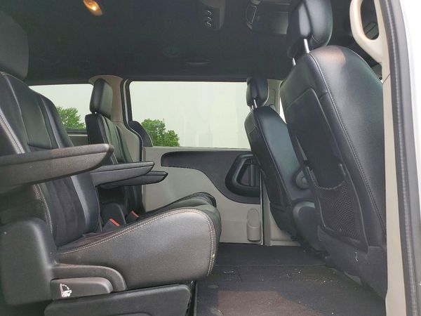 2017 DODGE GRAND CARAVAN SE, SXT, Express