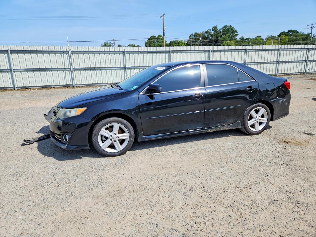 2014 TOYOTA CAMRY
