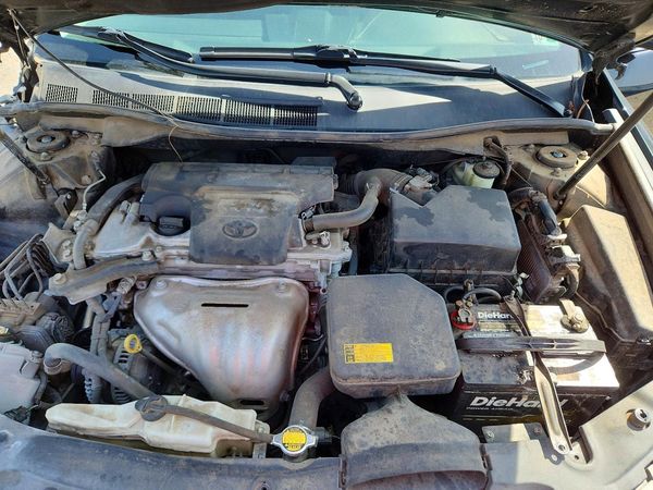 2014 TOYOTA CAMRY