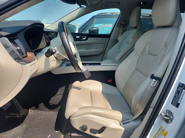2020 VOLVO XC60 Inscription