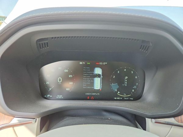 2020 VOLVO XC60 Inscription
