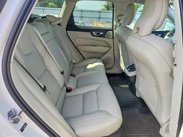 2020 VOLVO XC60 Inscription