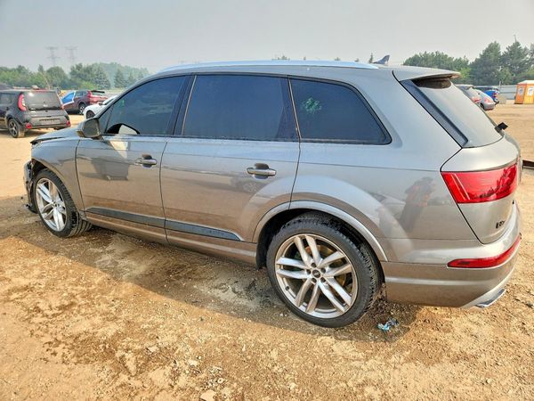 2017 AUDI Q7 quattro Prestige