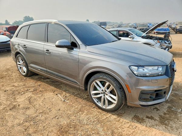 2017 AUDI Q7 quattro Prestige