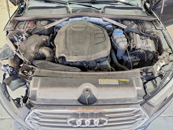 2017 AUDI A4 quattro Premium Plus