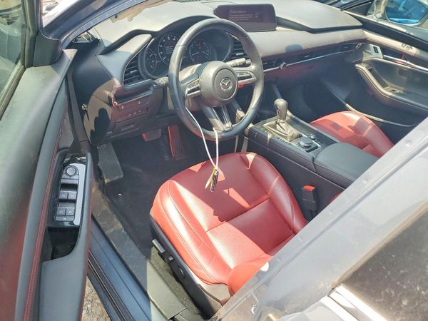 2023 MAZDA 3 Preferred Package