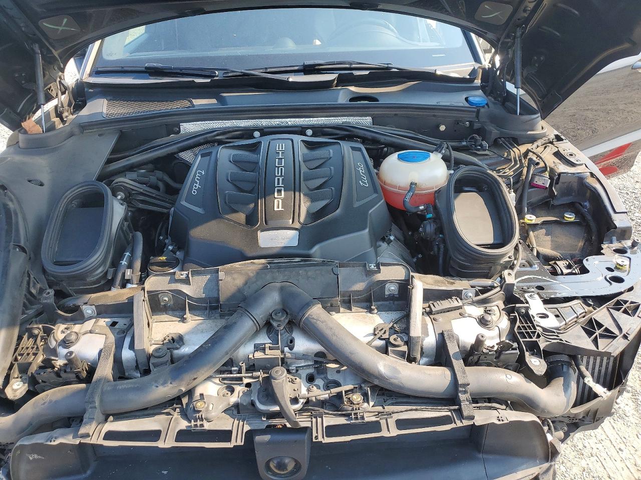 2017 PORSCHE MACAN