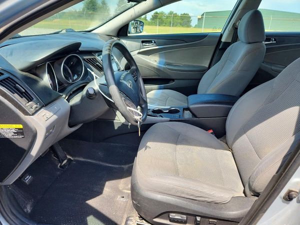 2013 HYUNDAI SONATA GLS/ GLS Popular