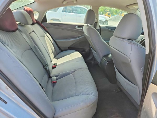 2013 HYUNDAI SONATA GLS/ GLS Popular